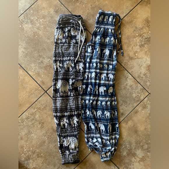Bundle of two elephant lounge pants - Picture 1 of 6